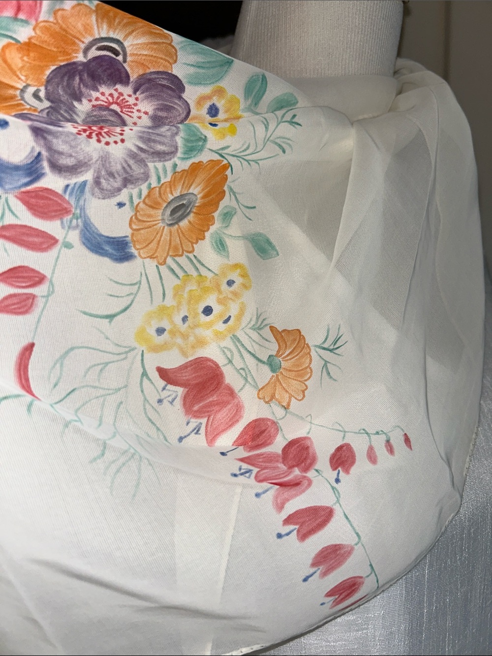 🌺🌸🌺🌸Elegant off White watercolor Floral polyester Scarf with Pink Accents